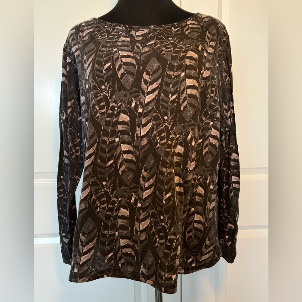 H&M Feather Print T-Shirt